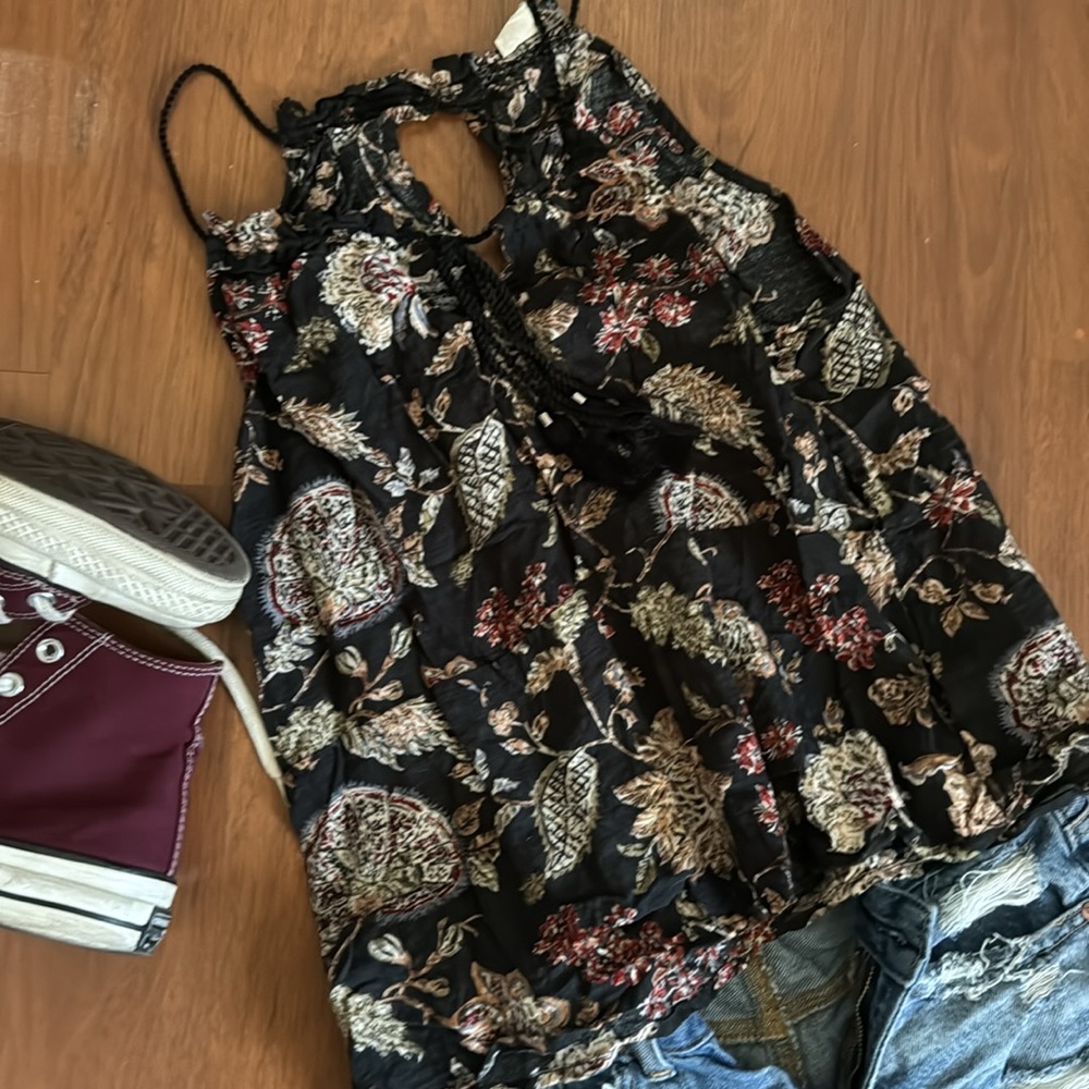 Boho Top - Picture 2 of 5